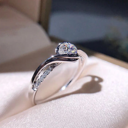 Huitan Exquisite Silver Color Ring with White Cubic Zirconia Fashion Versatile Accessories for Women High Quality New Jewelry