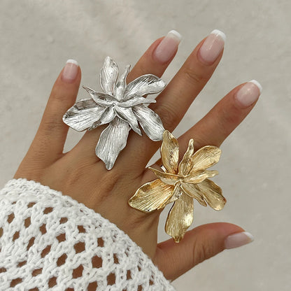 Salircon 2024 Personality Design Double Layered Metal Flower Ring for Women Trend Punk Party Adjustable Ring Ladies Jewelry Gift